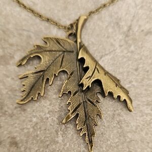 Gold Leaf Pendant Necklace